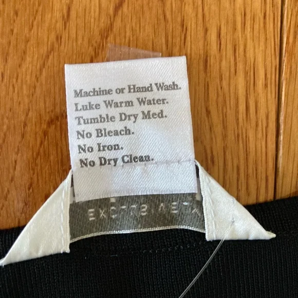 NWT - Elegant Black Sleeveless Dress - Picture 6 of 9